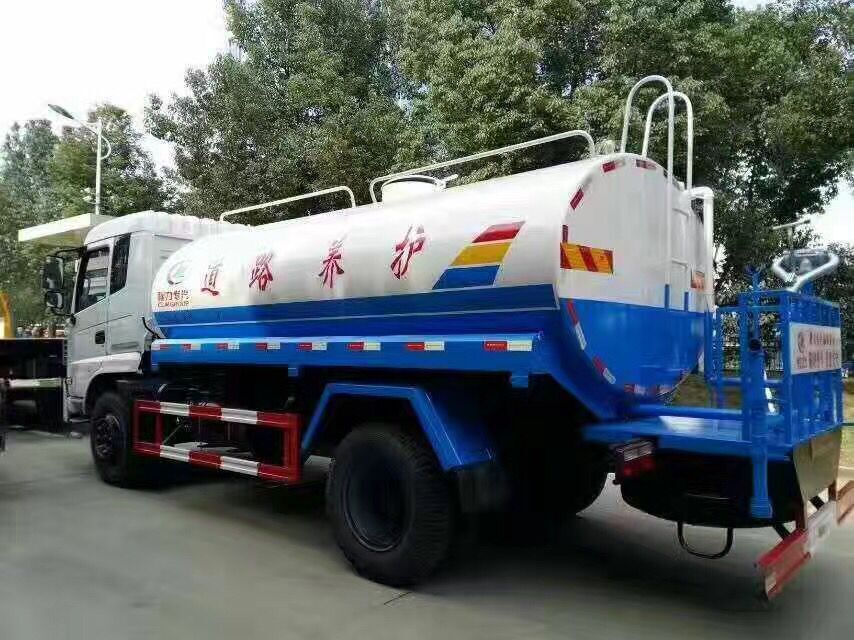 12噸(12方)東風專用底盤綠化灑水車價格3