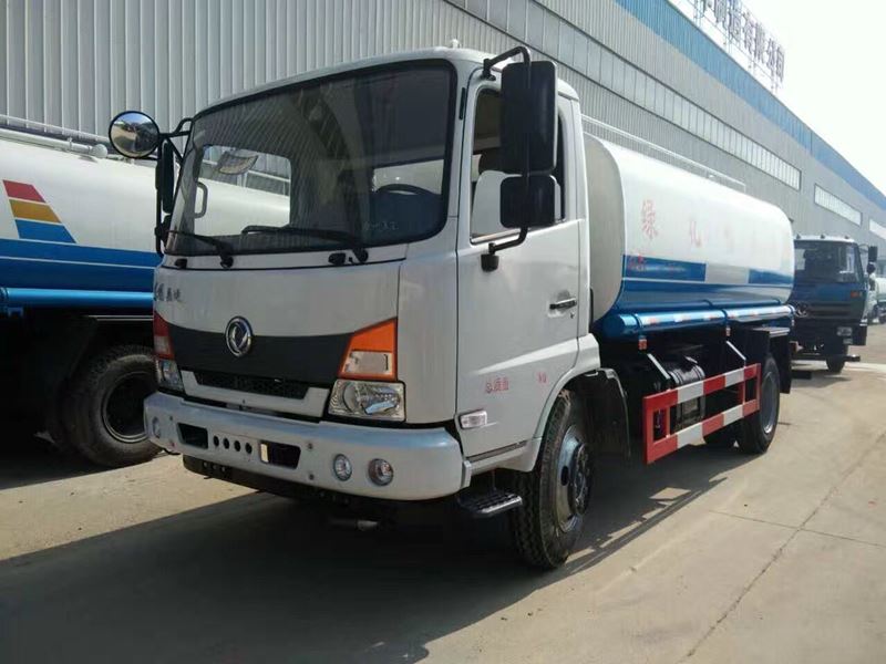10噸灑水車(chē)轉(zhuǎn)讓_二手灑水車(chē)交易市場(chǎng)_10噸(10方)東風(fēng)嘉運(yùn)綠化灑水車(chē)價(jià)格2