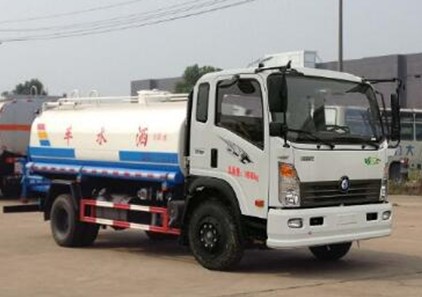 8方灑水車(chē)圖片_重汽王牌9噸綠化灑水車(chē)廠家價(jià)格