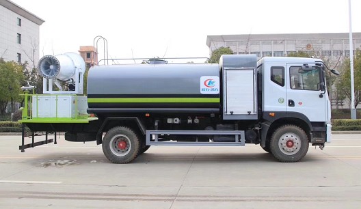 東風多利卡D9多功能抑塵車廠家價格2