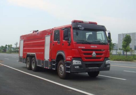 泡沫消防車圖片 泡沫消防車圖片