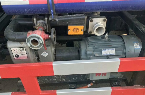 新能源小型灑水車_東風凱普特5方純電動小型灑水車