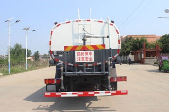 25方灑水車圖片_重汽汕德卡前四后八25噸綠化灑水車廠家價格