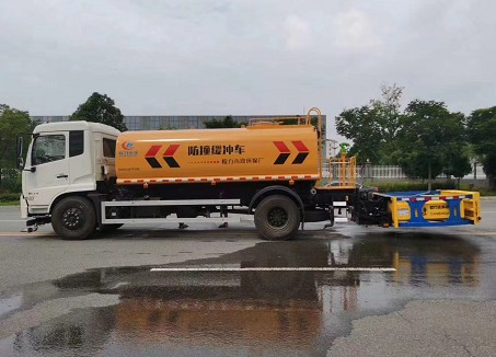 國六東風(fēng)天錦多功能灑水車帶防撞緩沖車功能 國六東風(fēng)天錦多功能灑水車帶防撞緩沖車功能