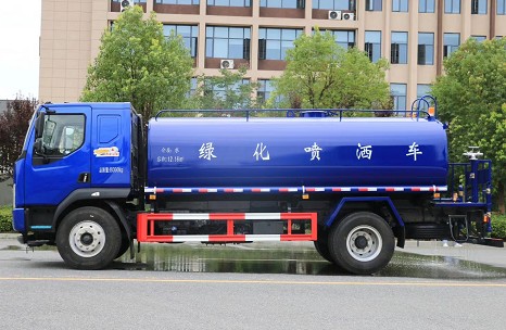 國六15方東風柳汽乘龍L3灑水車圖片 國六15方東風柳汽乘龍L3灑水車圖片