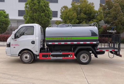 國六3方柴油東風(fēng)途逸灑水車圖片 國六3方柴油東風(fēng)途逸灑水車圖片