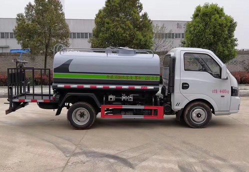 國六3方柴油東風(fēng)途逸灑水車圖片 國六3方柴油東風(fēng)途逸灑水車圖片