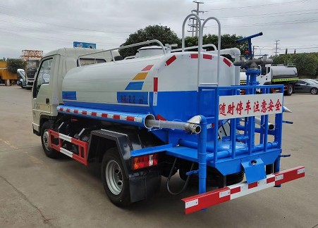 3噸灑水車價錢_國六3方福田小卡之星2藍(lán)牌綠化灑水車廠家價格4
