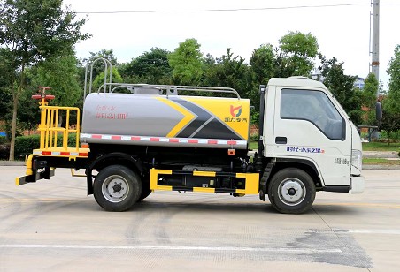 藍牌灑水車c1能開嗎_國六福田時代小卡之星2.5噸藍牌綠化灑水車灑水車廠家價格