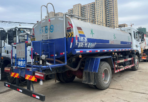二手東風(fēng)15方灑水車 二手東風(fēng)15方灑水車