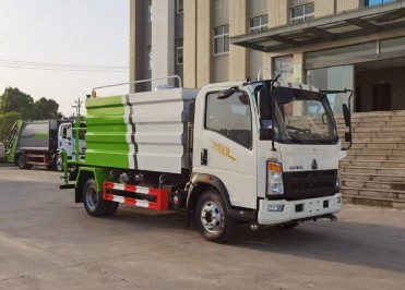 重汽豪沃7方藍牌灑水車 重汽豪沃7方藍牌灑水車